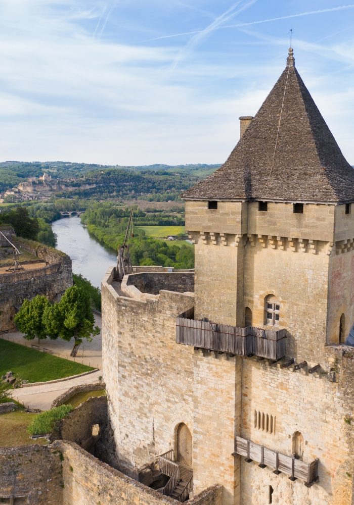 Vue aérienne du donjon du château de Castelnaud